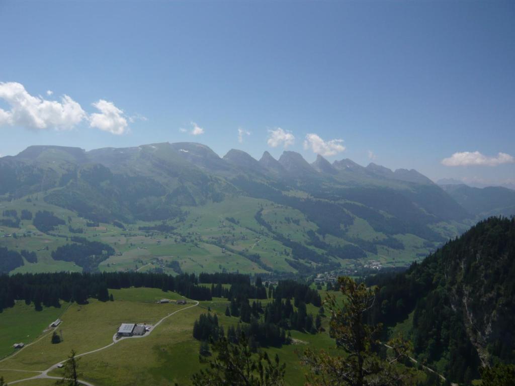 Zimmer & Z'Morgae Schoenenboden ไวลด์เฮาส์ ภายนอก รูปภาพ